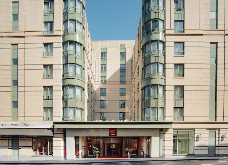 Radisson Red